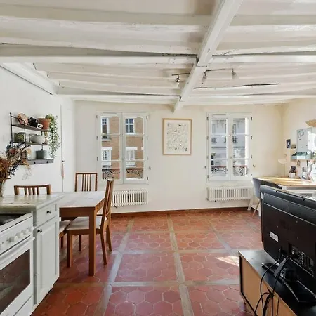 2-bdr/chateau De Id355 Apartment